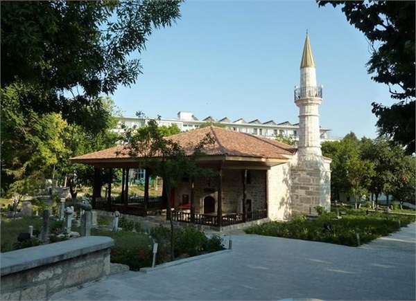 Esmahan Sultan in Mangalia - Romania 2